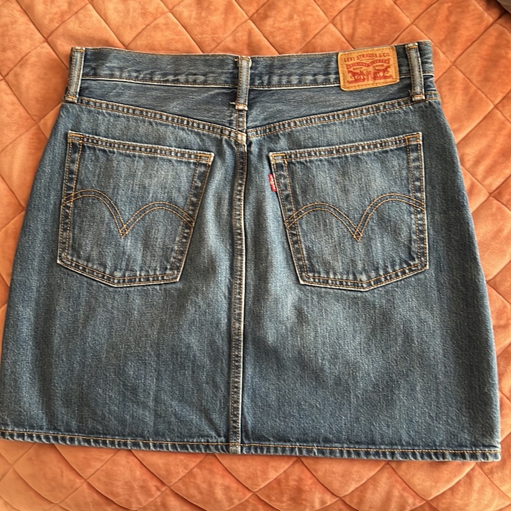 Levi’s Denim Skirt Size 30